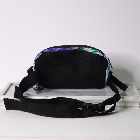 ZOO YORK Fanny Pack Tie Dye Style - Never used or worn outside - Picture 2 of 3